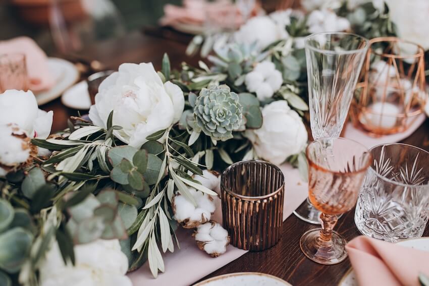 Remember Every Detail With This Wedding Decor Checklist - STATIONERS